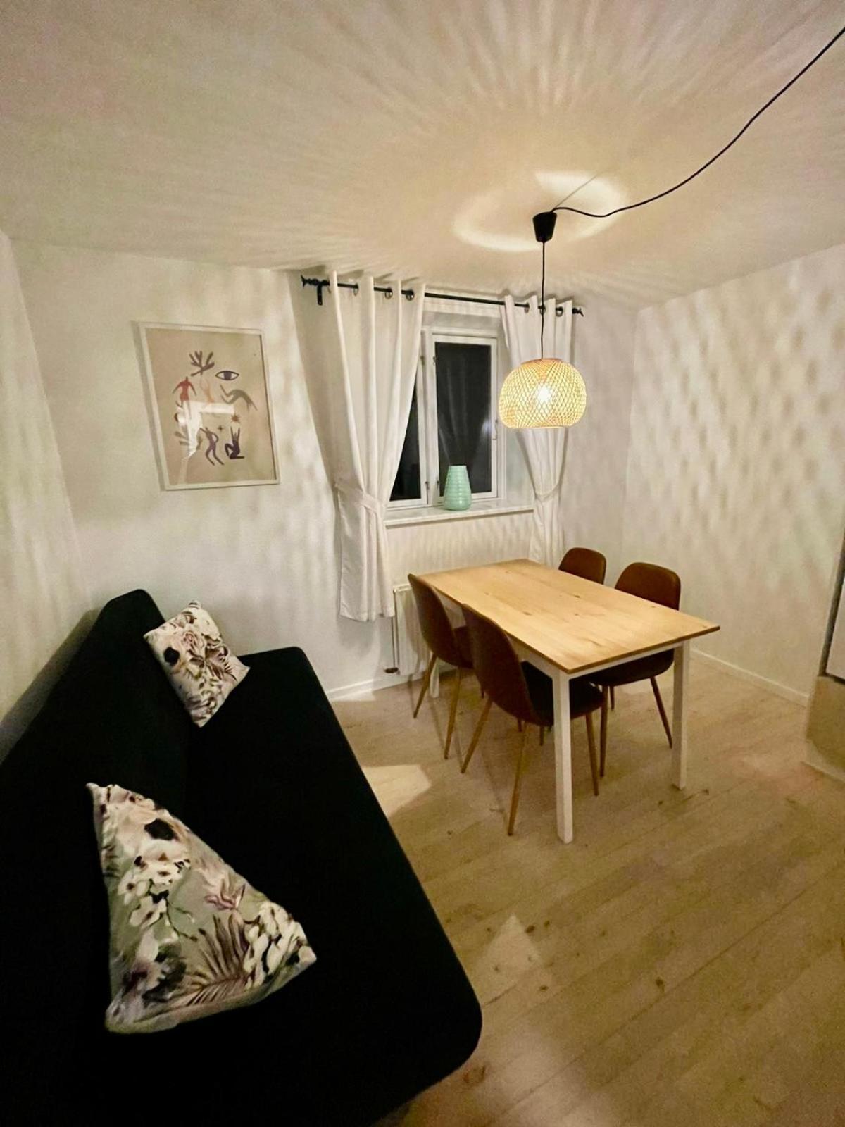 5 Minute Walk To Lego House - 50M2 Apartment With Garden / A Unit Billund Esterno foto